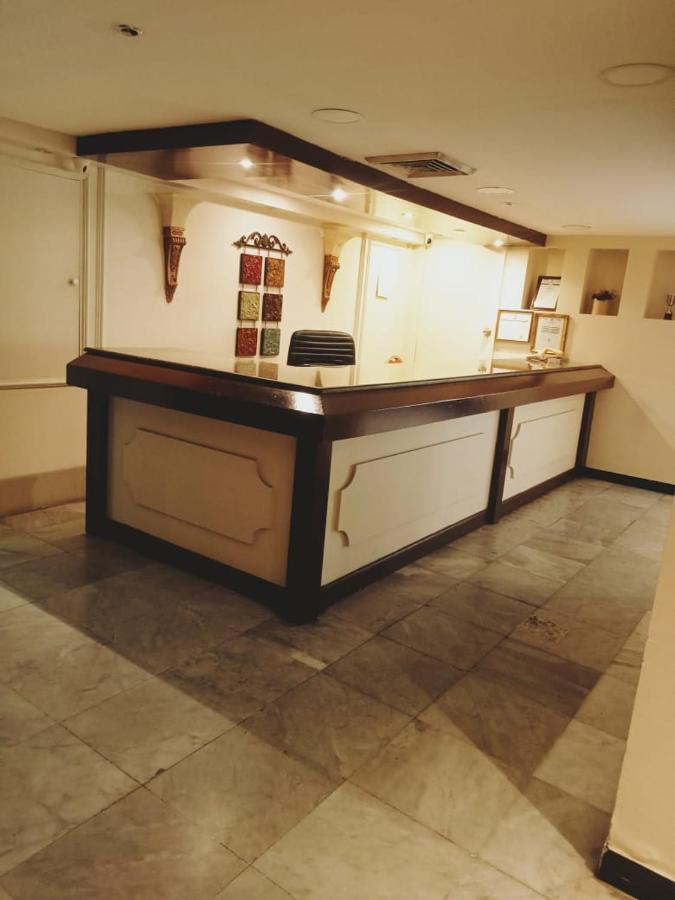 Aliqbal Hotel 알크호바르 외부 사진