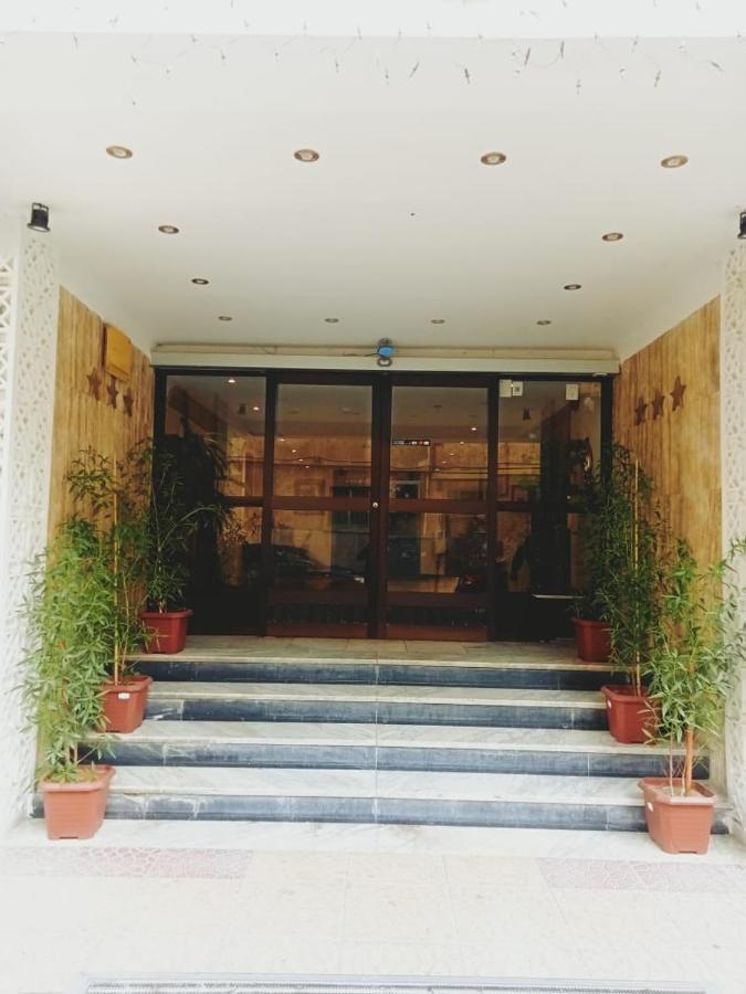 Aliqbal Hotel 알크호바르 외부 사진